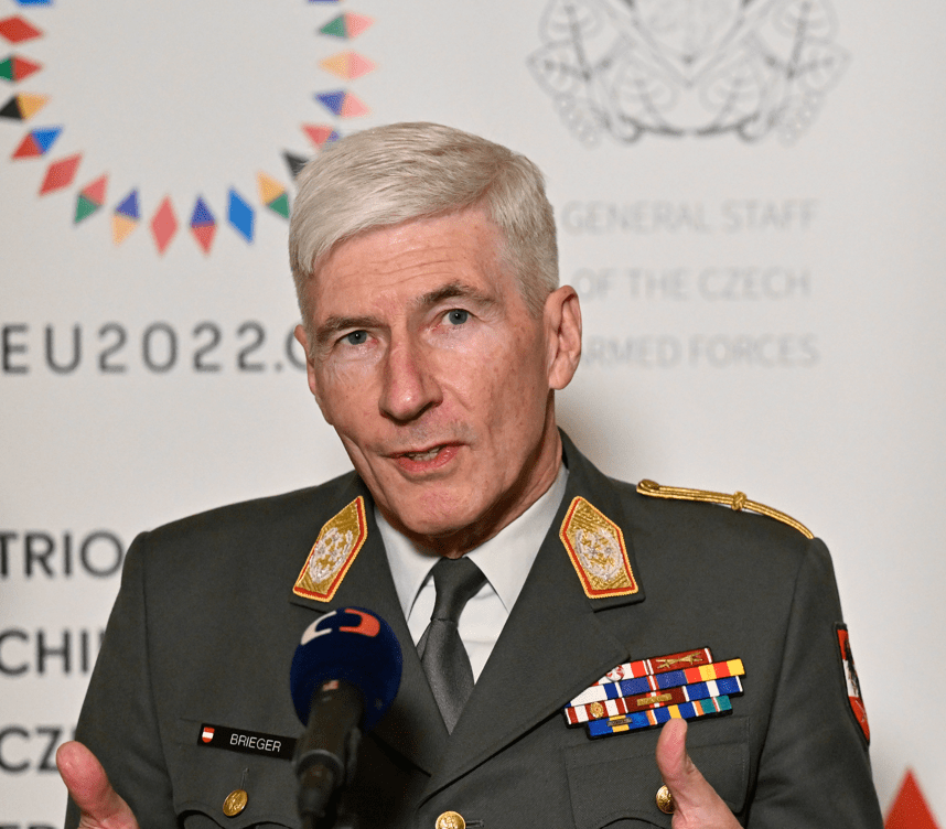 Österreichischer General will Grönland vor Trump retten