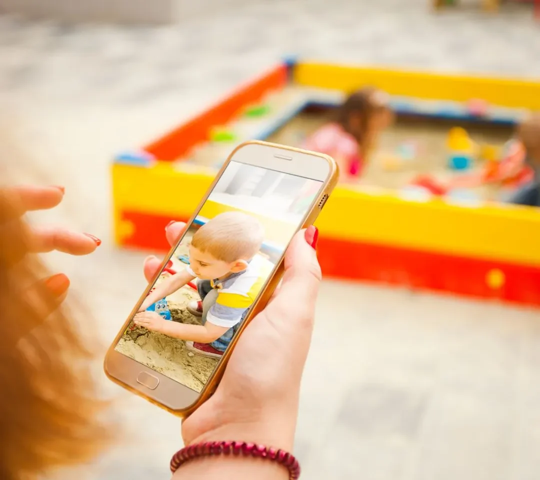 Gefährliche Likes: Warum Fotos von Kindern im Netz eine reale Bedrohung sind