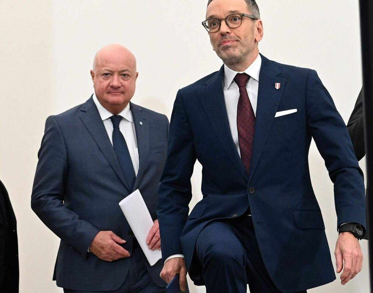 Links jubelt: Koalitions-Gespräche gestoppt