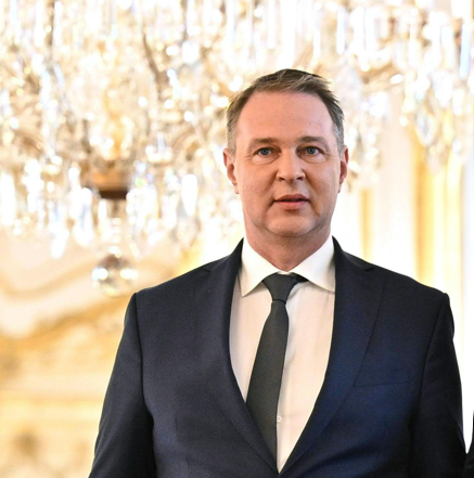 Bablers Minister-Chaos – wie lange sieht Ludwig zu?