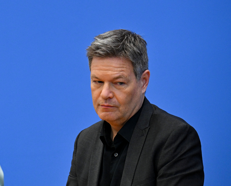 Schluss mit Politik: Habeck (Grüne) schmeißt hin