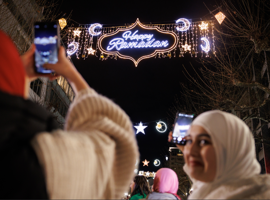 Kinderfasching abgesagt – Ramadan-Lichter eingeschaltet