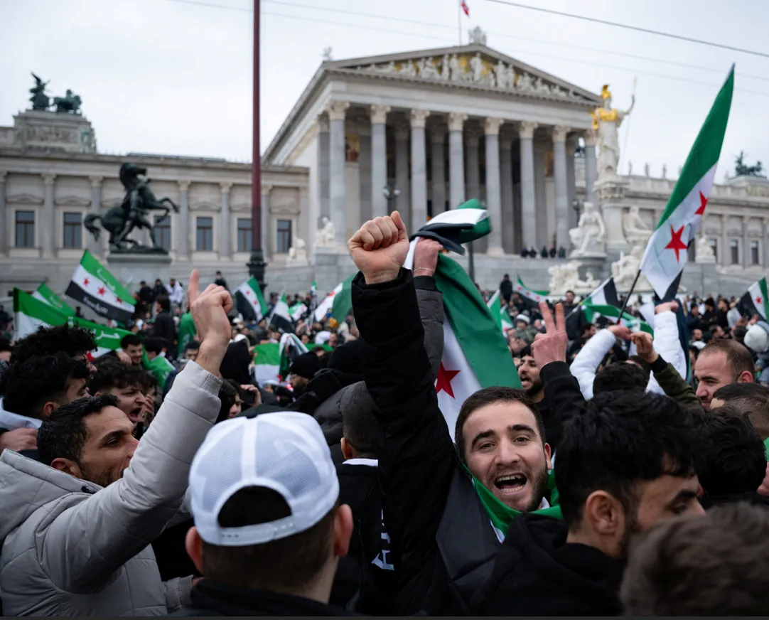 80 Syrer verließen Österreich, 618 kamen neu dazu