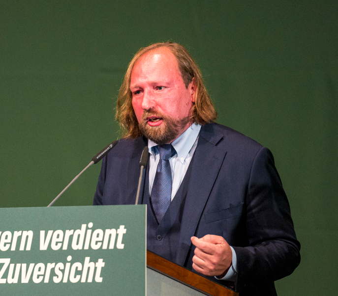 Grüner droht Putin: „Deutschland stärker als Russland!“