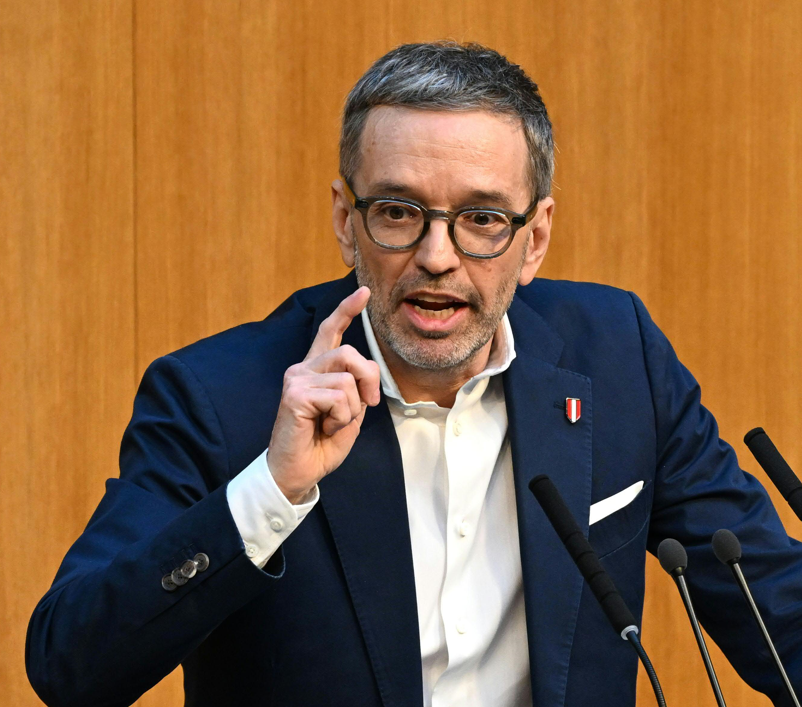 Wollte „Der Standard“ einen Spitzel in die FPÖ einschleusen?