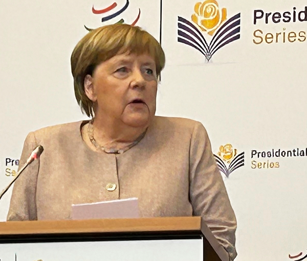Angela Merkel lehnt Begrenzung der Migration weiter ab