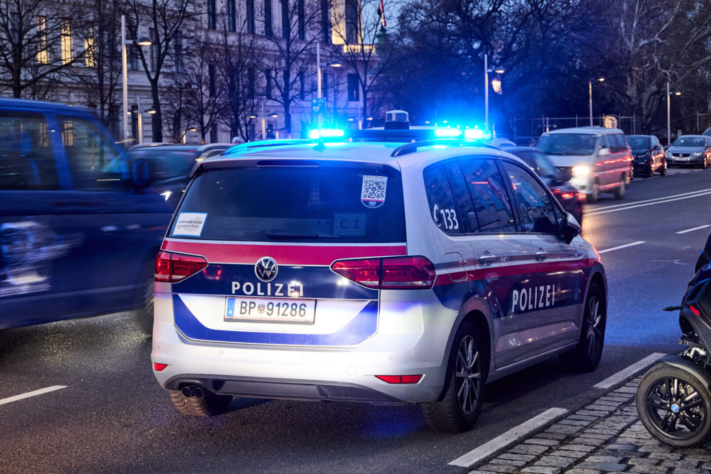 Mit gestohlenem Pkw durch Wien gerast: Zwei Syrer (13) gefasst