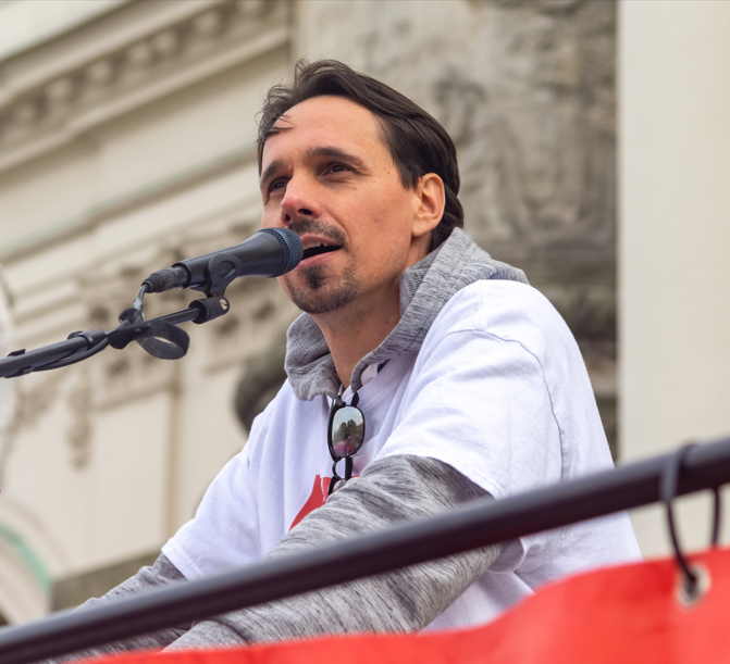 Streit um Corona-Aktivist Rutter: Fake-News-Vorwurf gegen ORF