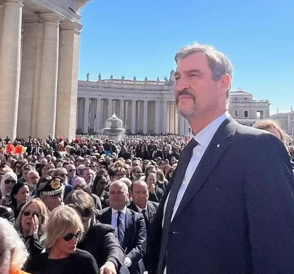 Söder reizt aus: Wie viel Selfie geht bei einer Beerdigung?