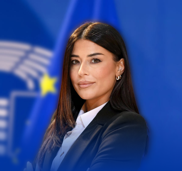 „Schiebt sie ab“: Afroditi Latinopoulou rechnet mit Asyl-Politik der EU ab
