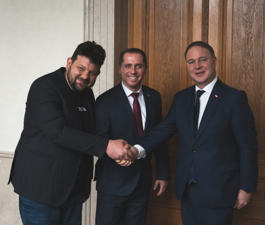 Stocker verspricht Asyl-Bremse – und Babler hofiert Asyl-Lobby