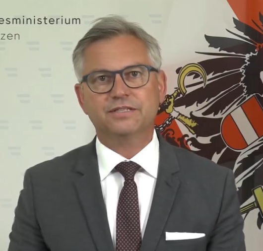 Budget-Drama: Ex-Finanzminister attackierte in Video sogar die Warner!