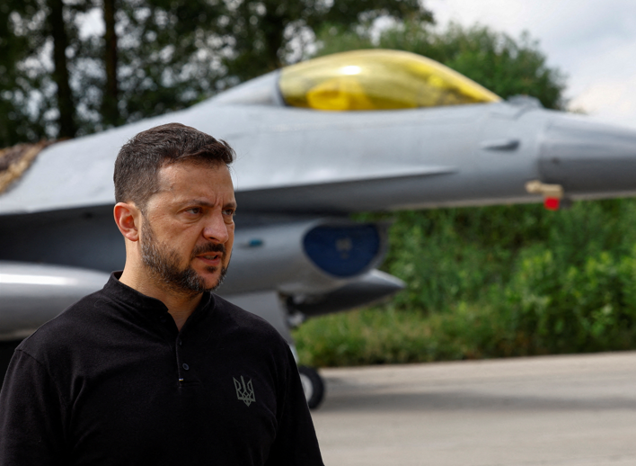 Russen schießen F-16 ab, Pilot getötet