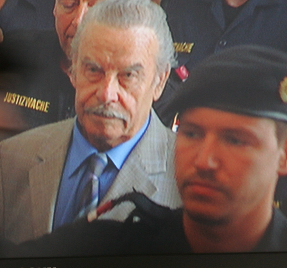 Josef Fritzl (90): Er sieht sich jetzt als Berater von Stocker und Trump