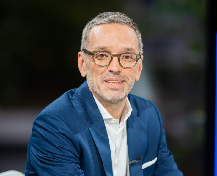 Herbert Kickl im exxtra24-Interview: „Brauchen eine Grenzverteidigung!“