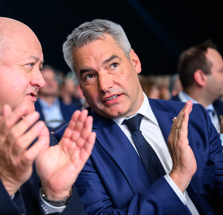 Vom Kanzler zum Banker: Neuer Job für Karl Nehammer