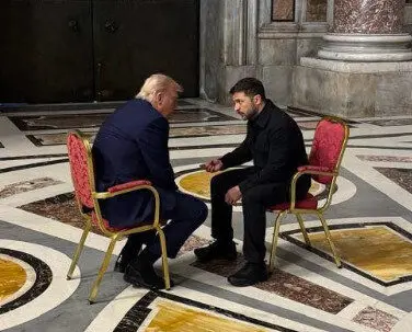 „Produktives Gespräch“: Trump und Selenskyj treffen sich in Rom