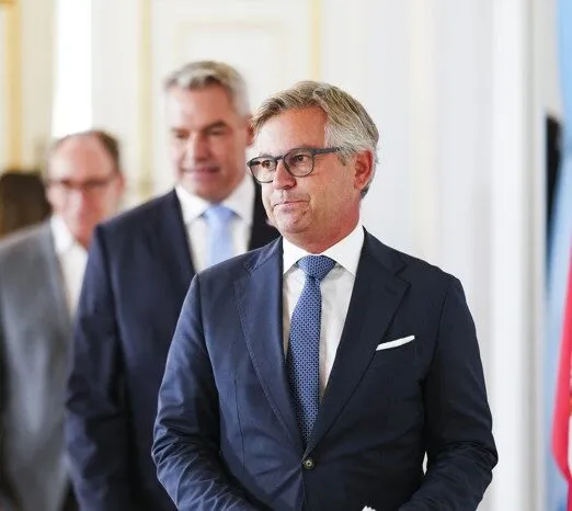 Milliarden-Minus: Jetzt Ministeranklage gegen Brunner (ÖVP)