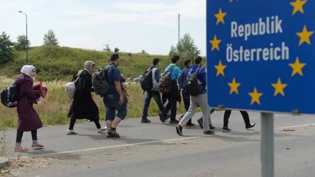 61 % sind keine Österreicher: Sozialhilfe kostet mehr als eine Milliarde Euro!