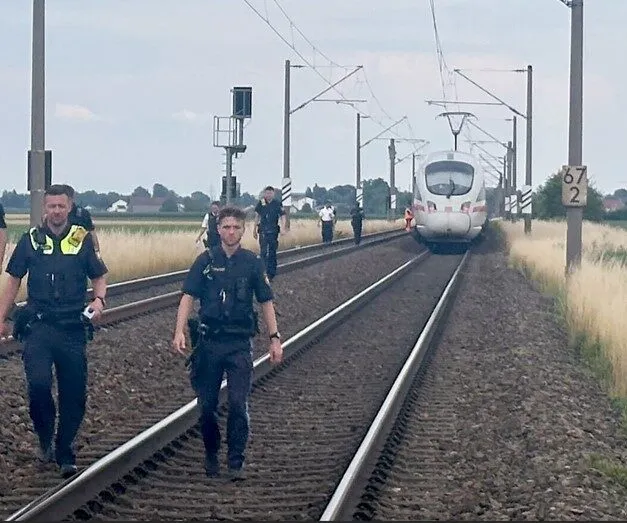 Die Helden des ICE 91 nach Wien: Sie prügelten den Axt-Syrer krankenhausreif