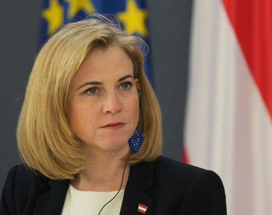 Meinl-Reisinger in Addis Abeba: Österreich entdeckt Afrika neu – mit Chancen und offenen Fragen