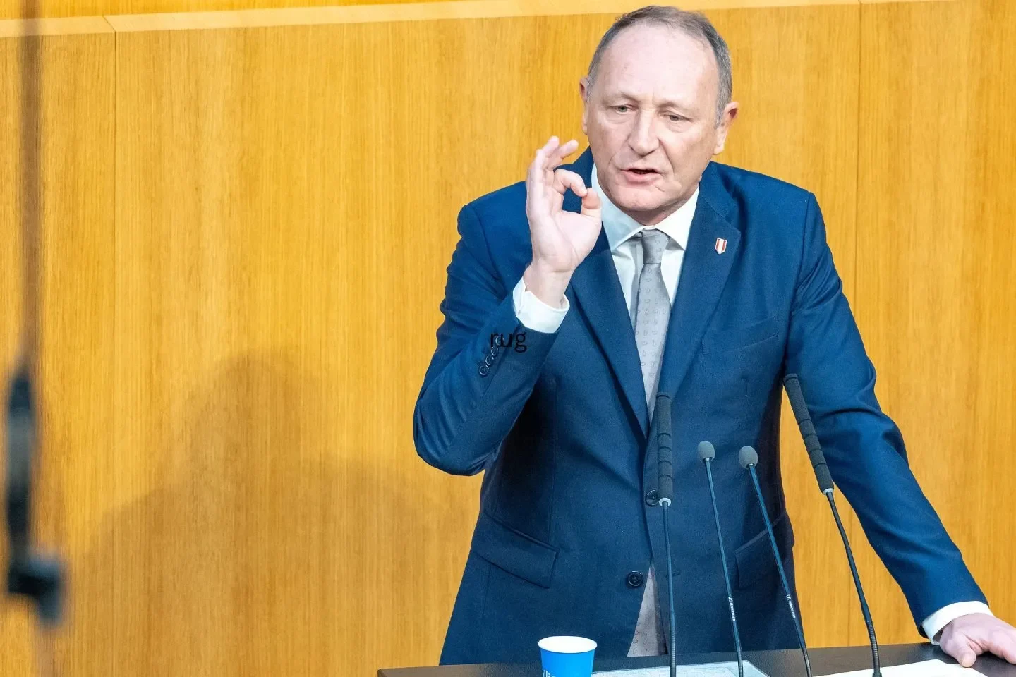FPÖ attackiert Hattmannsdorfer: Regierungsladen außer Kontrolle