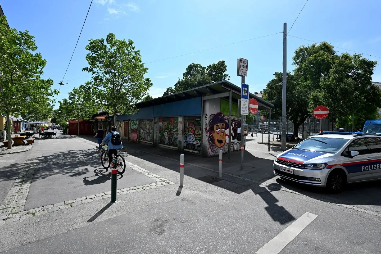 Eskalation in Ottakring: 18-Jähriger verletzt vier Polizisten nach Betretungsverbot