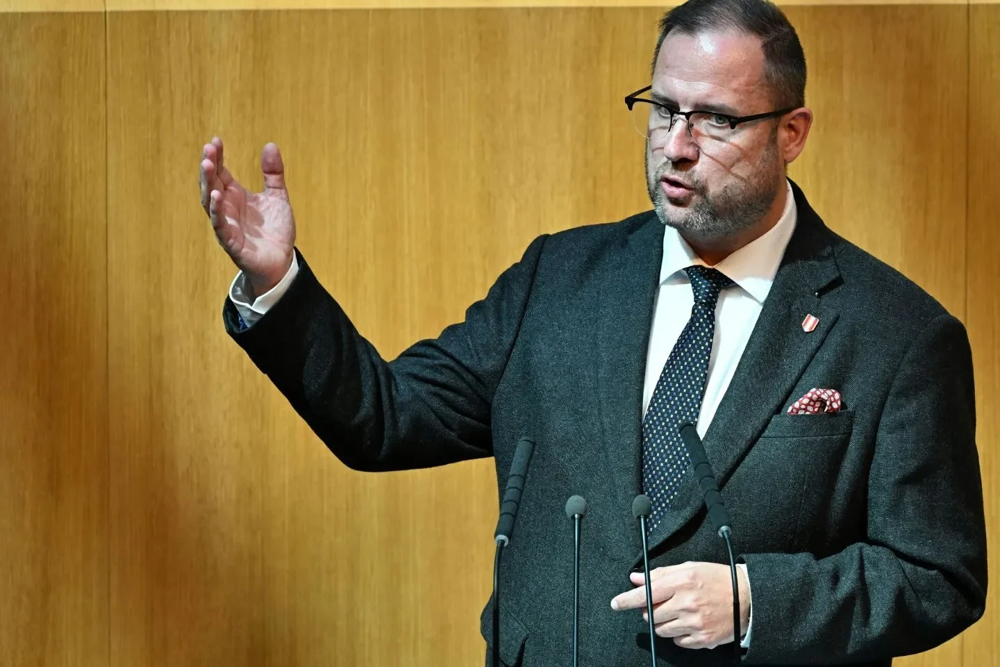 Debatte um Foresight-Institut: FPÖ kritisiert Zusammenarbeit des ORF