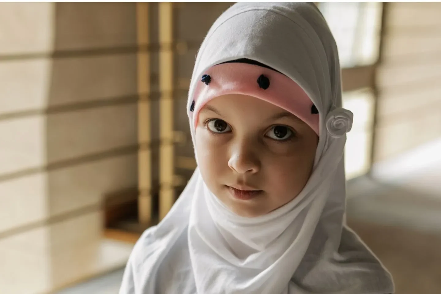 Kontroverse um Kinder-Hijabs bei Otto: Experten und Öffentlichkeit diskutieren