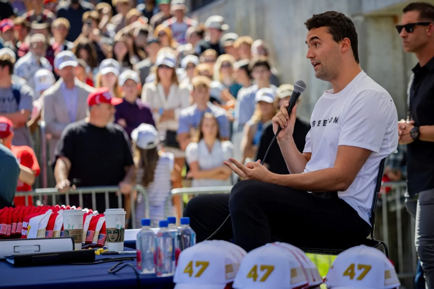 Schock in Utah: Aktivist Charlie Kirk bei Attentat getötet