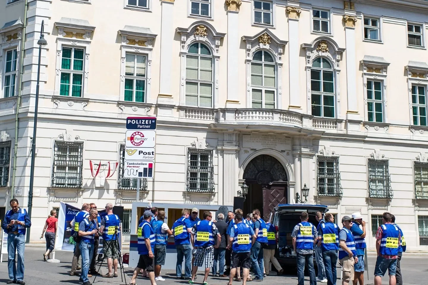 Beamten-Deal: Blaue Gewerkschaften laufen Sturm