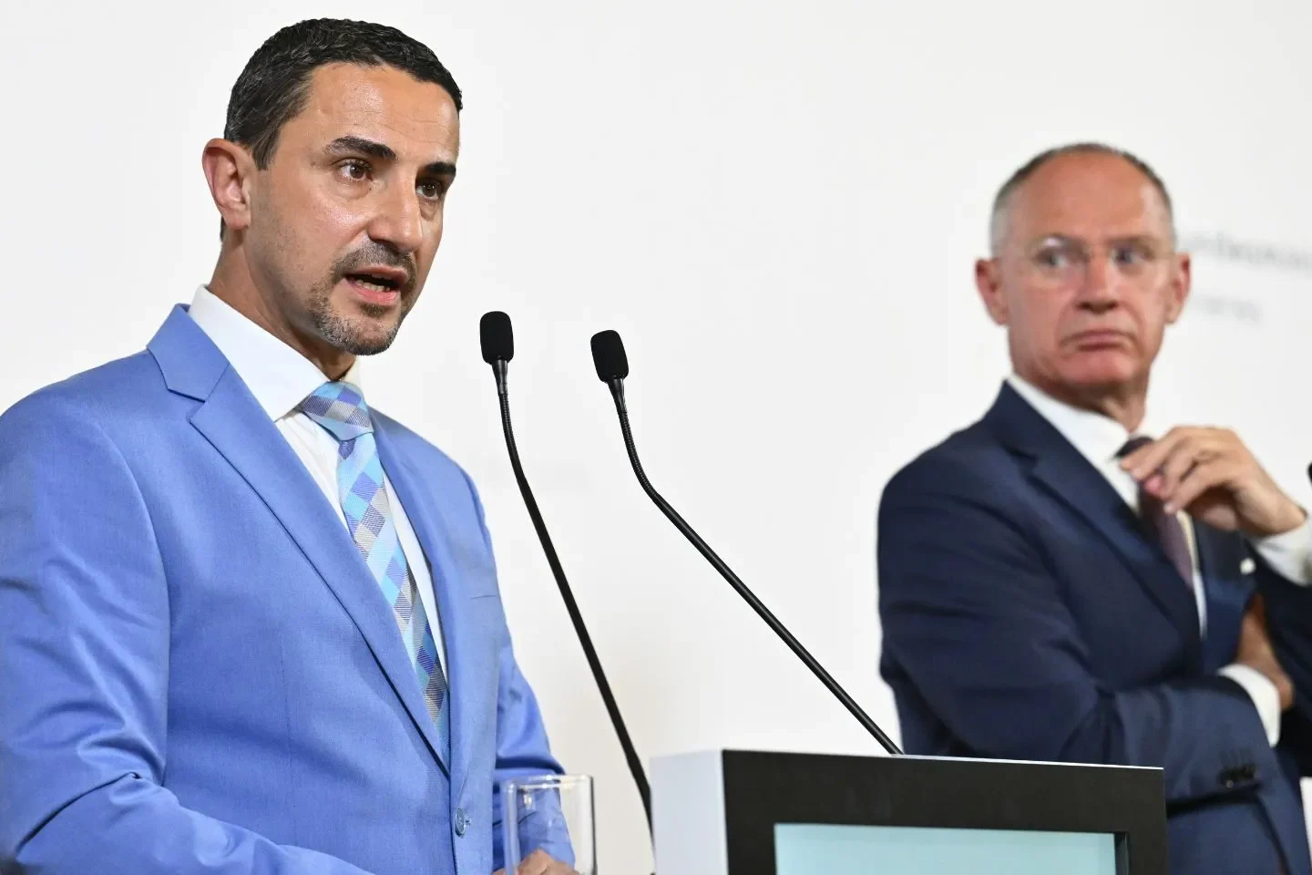 KI-Alarm: Staatsschutz warnt vor neuer Propaganda-Welle