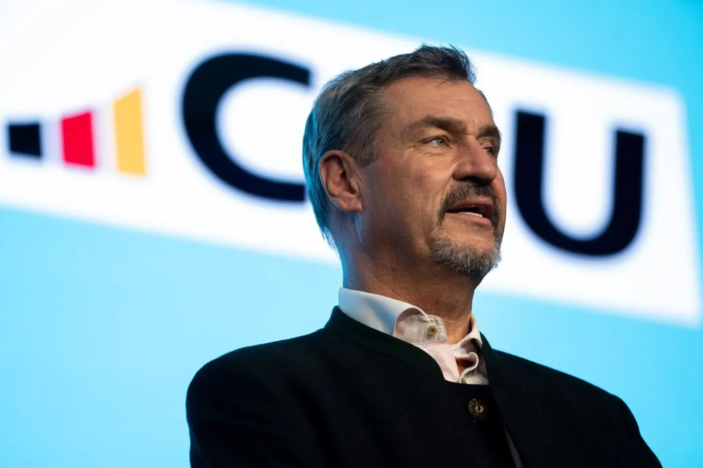 Söder fordert: Wehrfähige Ukrainer sollen zum Kämpfen heimkehren