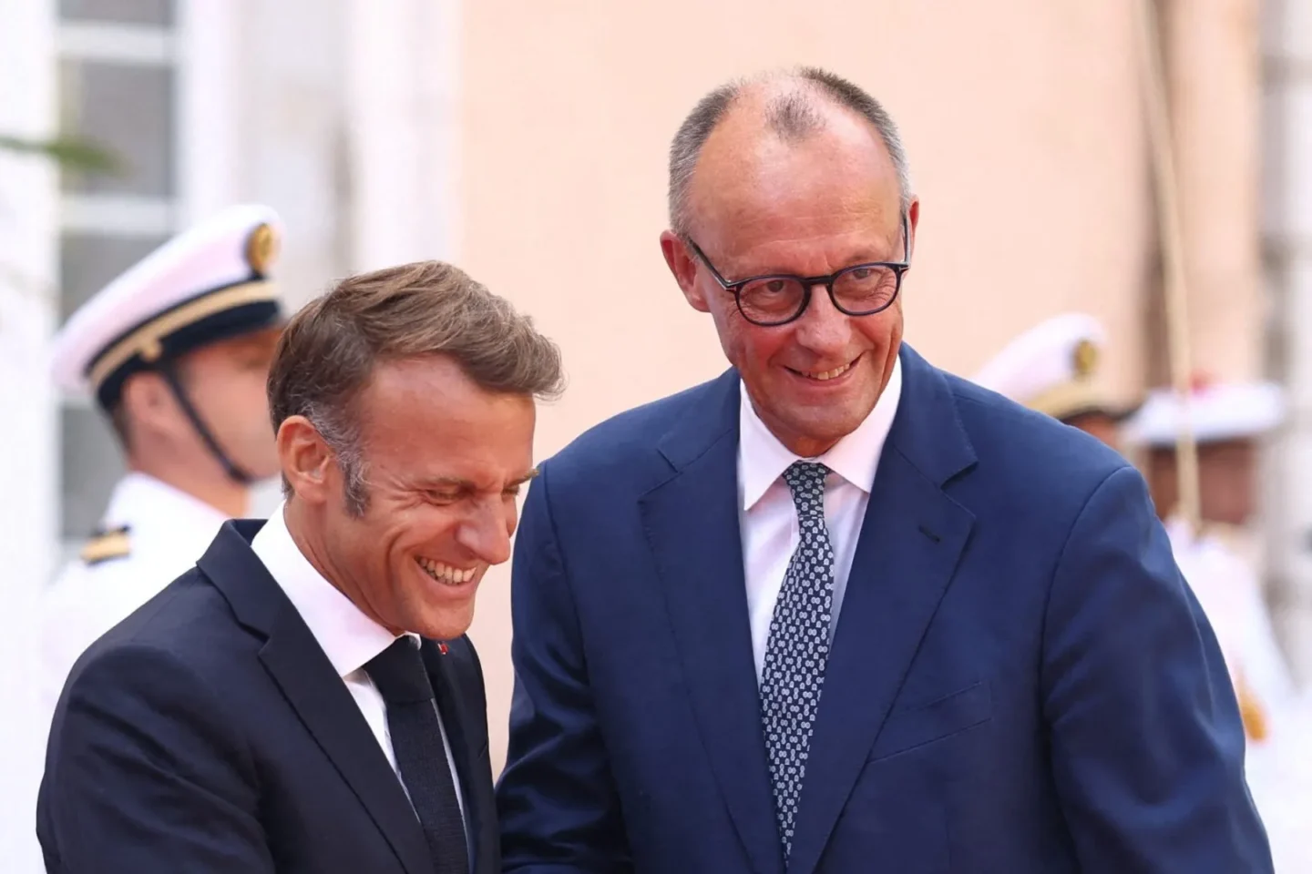 Europas Drahtseilakt: Zwischen Iran-Diplomatie und Ukraine-Angst