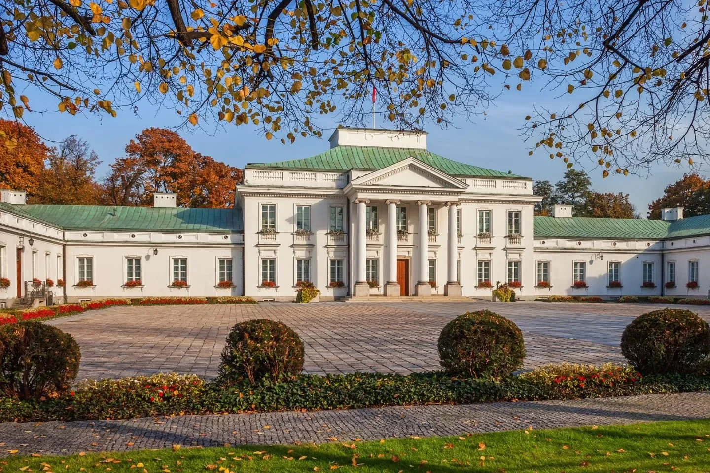Drohne über Warschau: Tusk schlägt Alarm