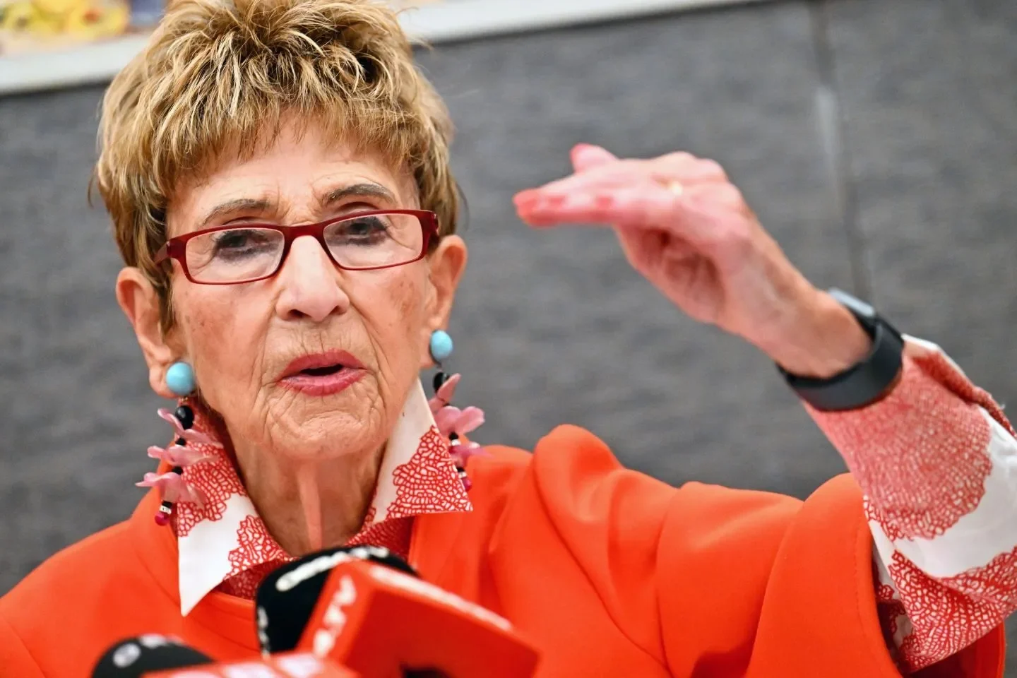 Alarmstufe Rot am Arbeitsmarkt: Darum finden ältere Frauen keinen Job mehr