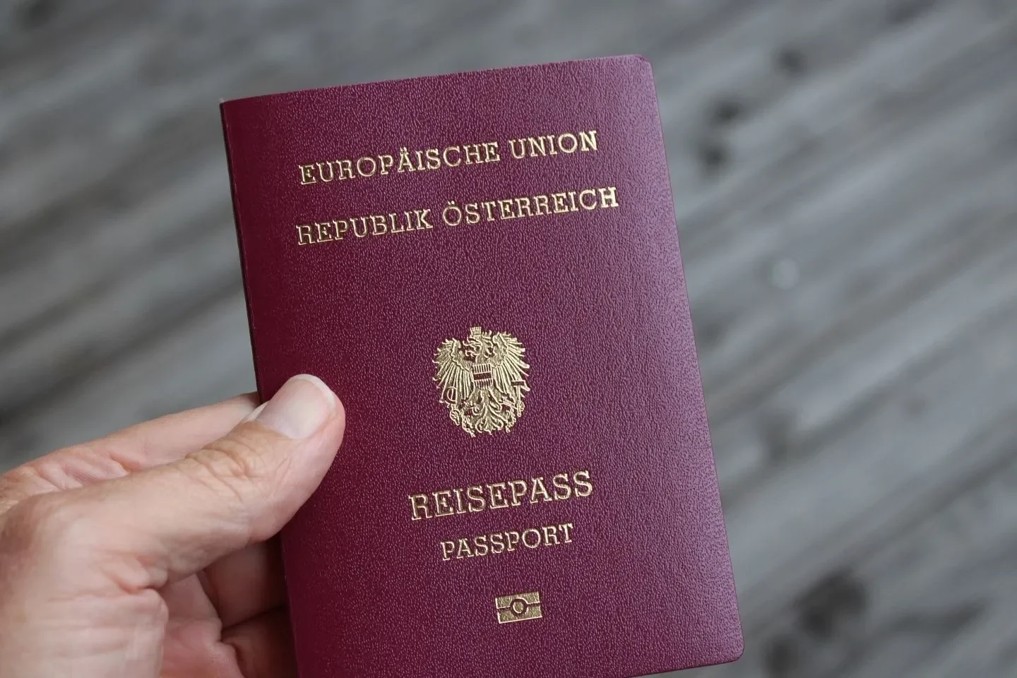Betrug bei Sprachtests: Das lukrative Geschäft mit gefälschten Zertifikaten