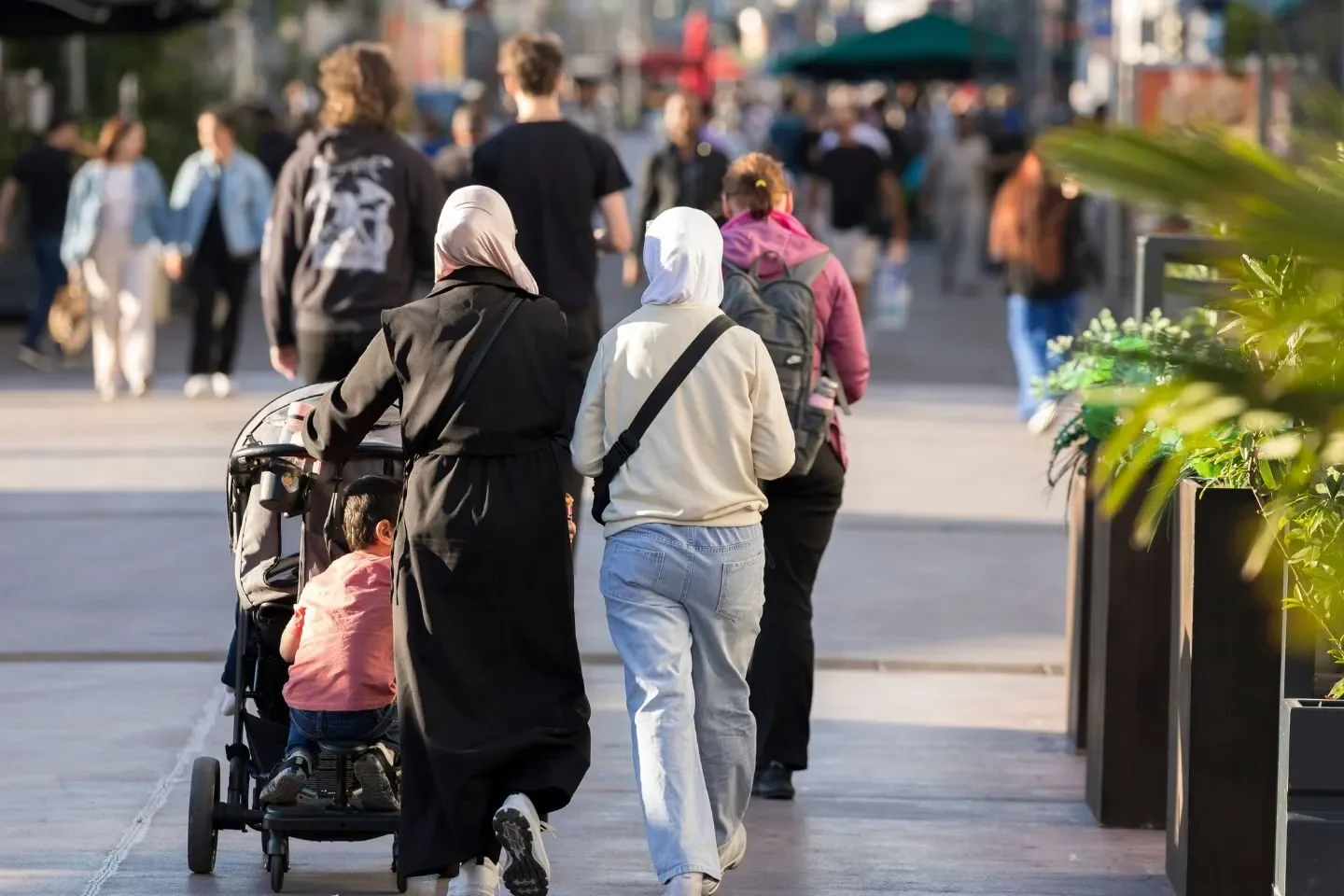 Alarm am Arbeitsmarkt: Warum so viele Frauen aus Krisenländern ohne Job bleiben
