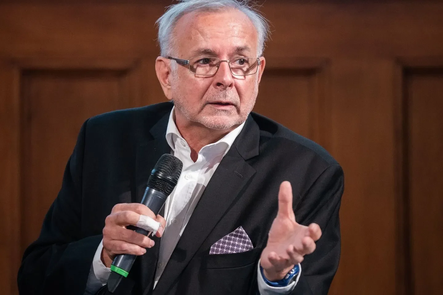 Zurück zum Start? Was die Dinghofer-Debatte über Österreichs Parteien und ihre Vorbilder verrät