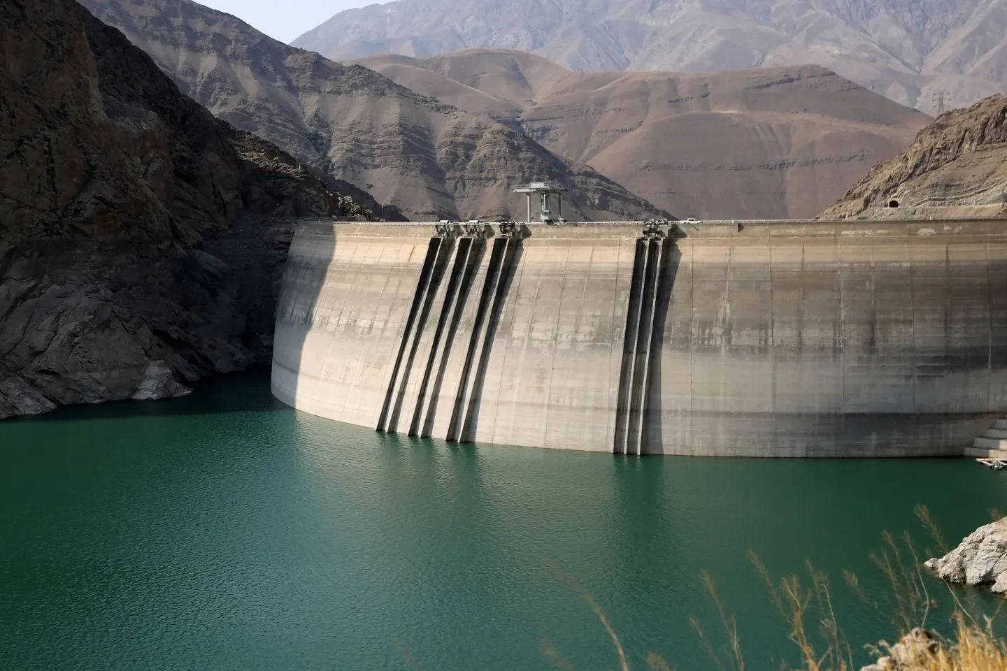 Wasser-Alarm im Iran: Teheran droht das Wasser auszugehen – Evakuierungen im Gespräch!