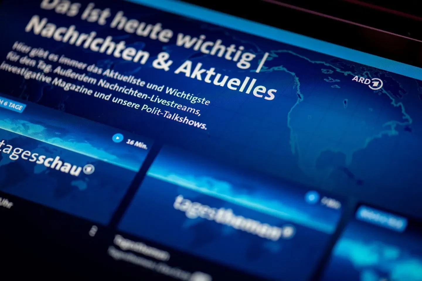 Wahrheit oder Täuschung? Tagesschau wegen Weihnachtsmarkt-„Fakes“ unter Beschuss