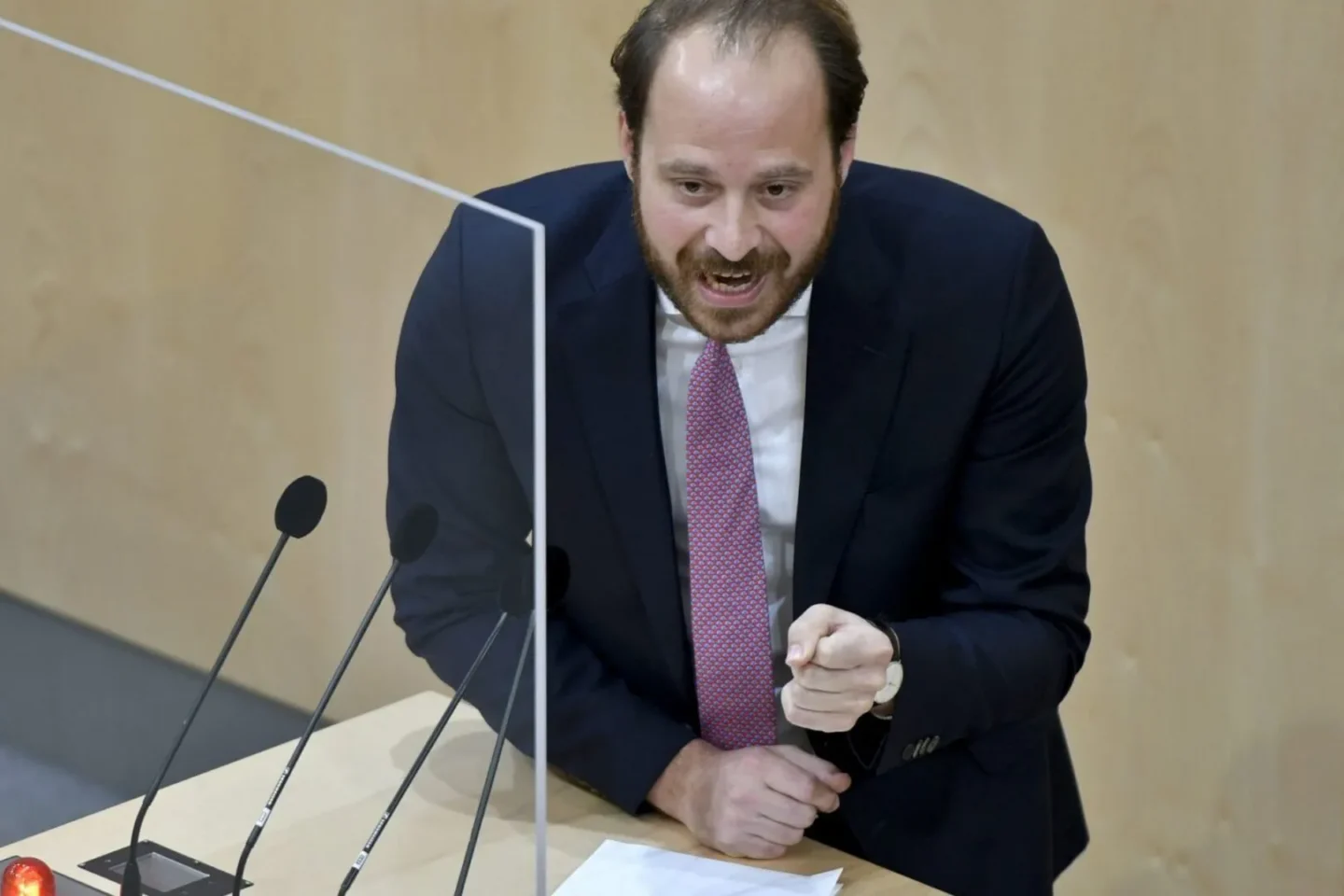 Der letzte Liberale? Das Portrait eines Mannes, dem seine Überzeugungen wichtiger sind als die Koalition