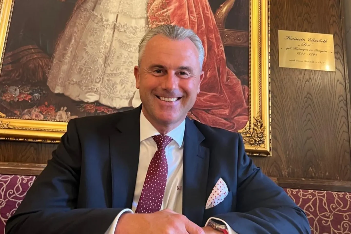 Exxtra24 expandiert und gewinnt Ex-Minister Norbert Hofer als neuen Gesellschafter