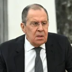 Von Kremlin.ru, CC BY 4.0, https://commons.wikimedia.org/w/index.php?curid=115261196 / (mit KI auf Querformat erweitert)