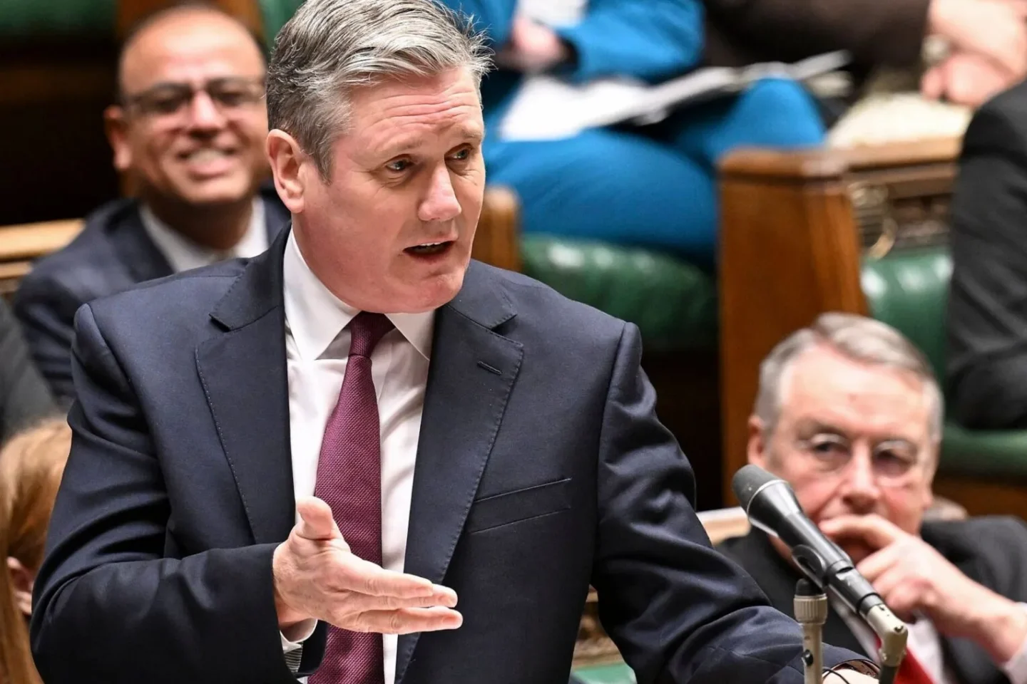 Politbeben in London: Premierminister Starmer tritt zurück