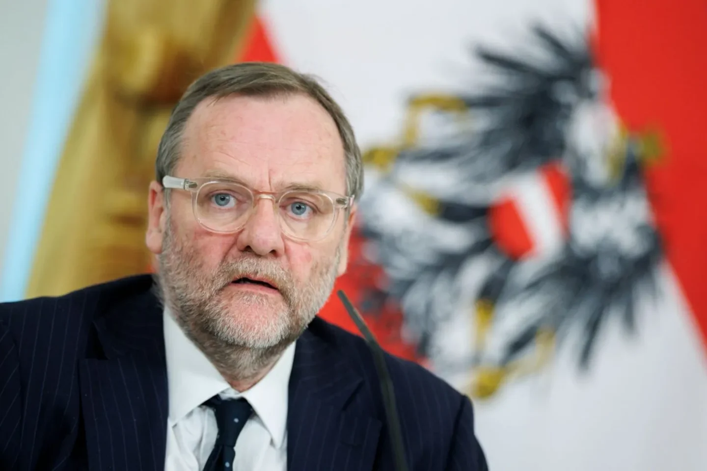 Entbürokratisierung: 113 Versprechen, 14 Ergebnisse – Schellhorn schiebt Schuld für Reformstau weiter