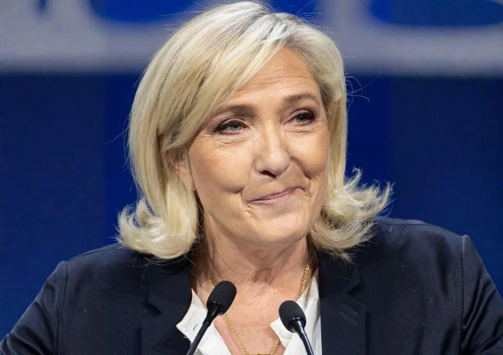 Falls Le Pen gewinnt: Fast jeder zweite Muslim in Frankreich erwägt Auswanderung