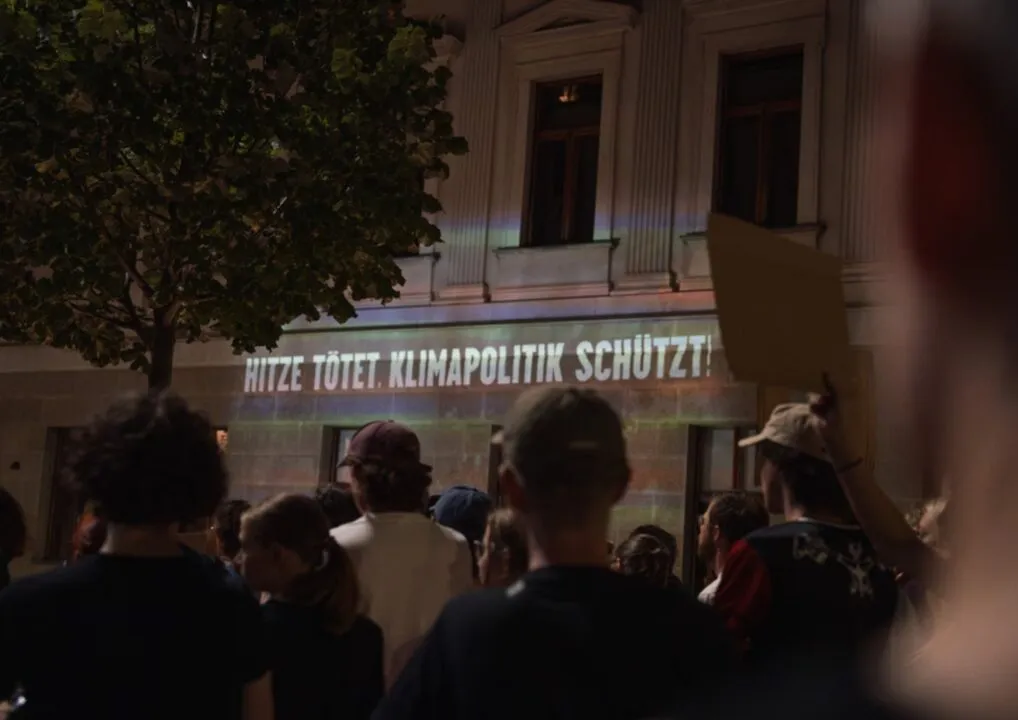 Fridays for Future zurück auf der Straße: Mahnwache gegen die Hitze