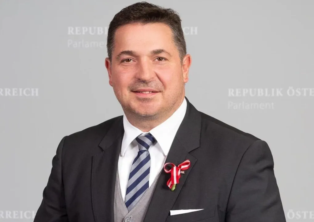 Land Burgenland hält Zink-Honorar geheim – wegen möglicher medialer Berichte?