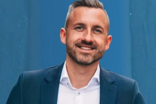 https://www.landtag.sachsen-anhalt.de/landtag/abgeordnete/abgeordnetensuche/biografien/abgeordneter/ulrich-siegmund / ki-erweitert